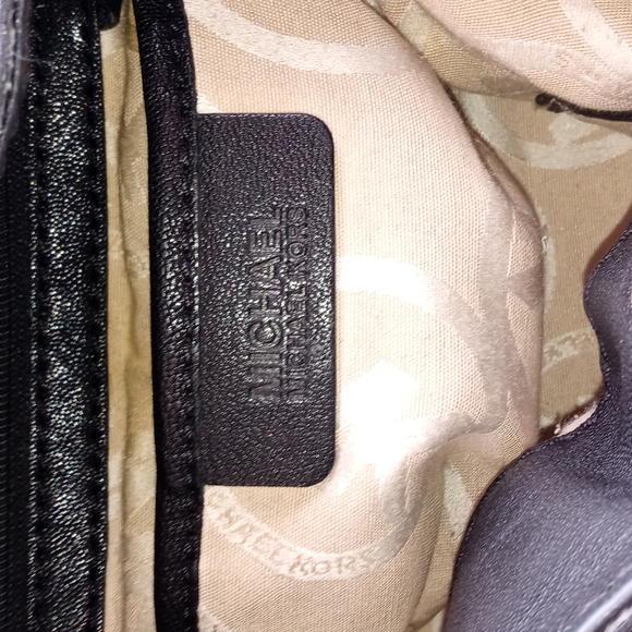 MK LEATHER PURSE/BAG/SATCHEL - Picture 10 of 15